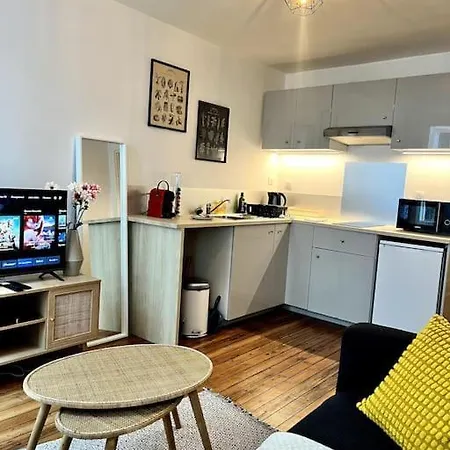 Le Pilori 2pers, Separee, Tv Et Wifi نانت