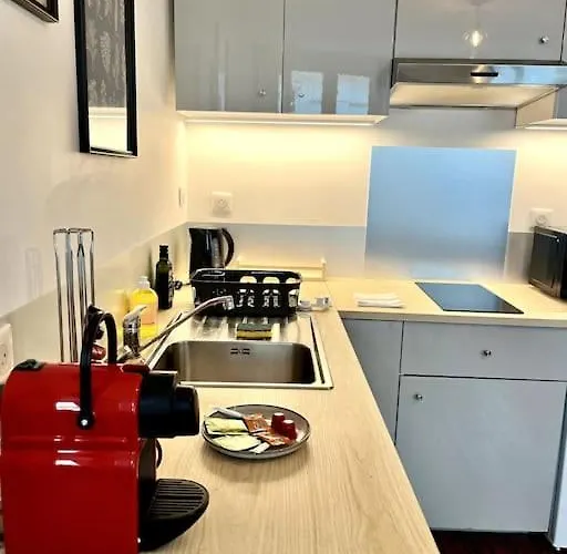 Apartment Le Pilori 2pers, Separee, Tv Et Wifi Nantes