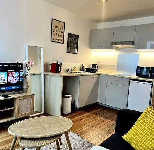 Le Pilori 2pers, Separee, Tv Et Wifi Nantes